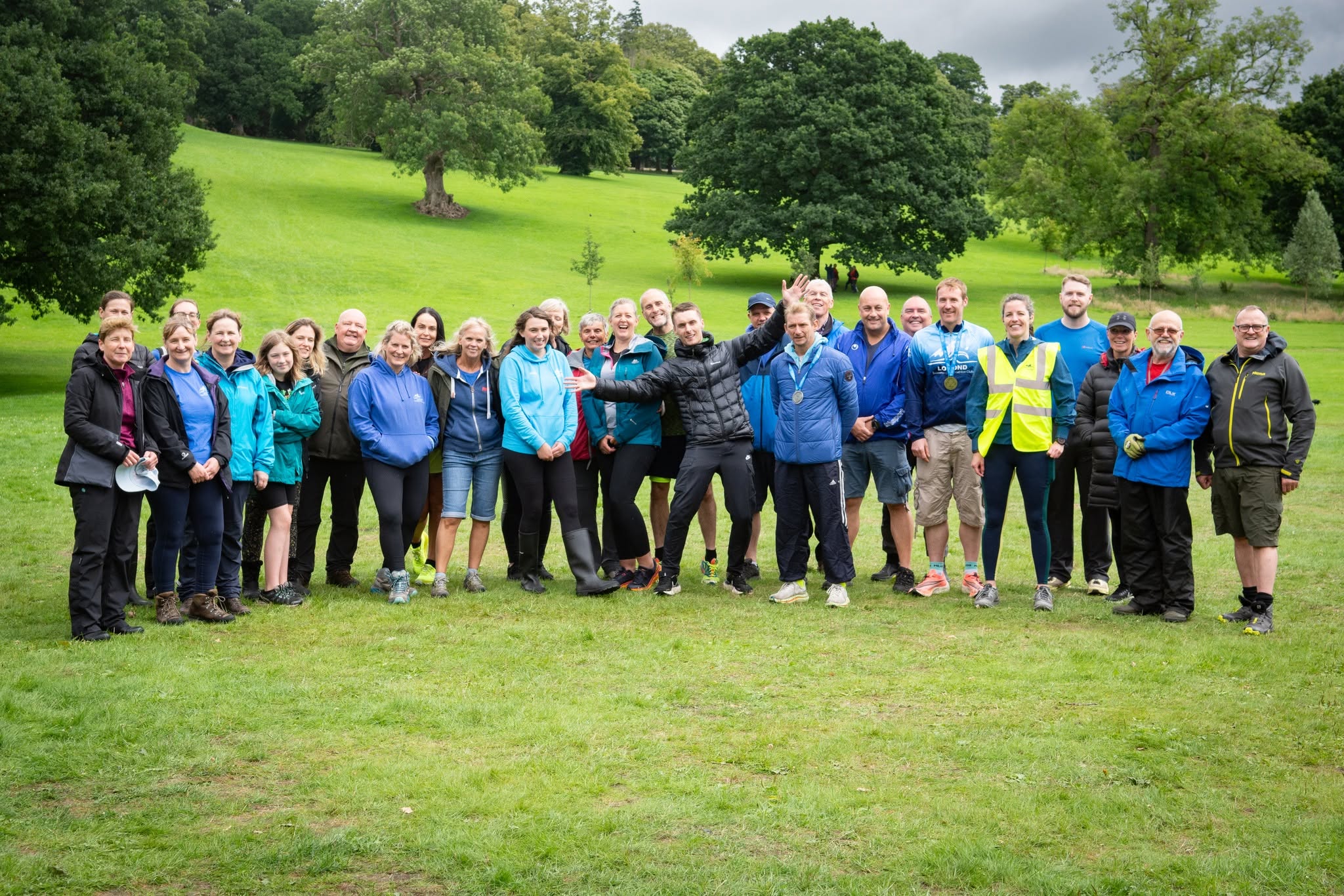 Lomond club members and volunteers gathered together